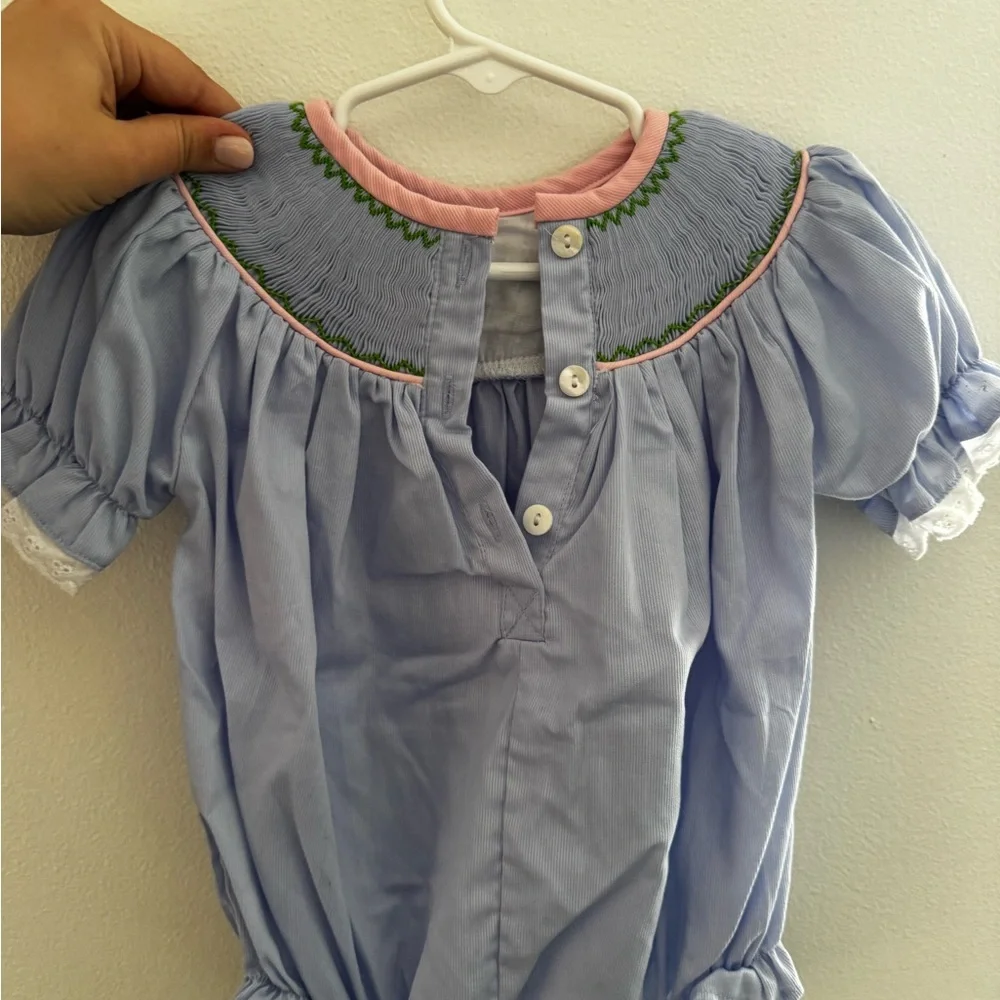 Babeeni smocked lamb bubble romper periwinkle with pink trim - Picture 3 of 5